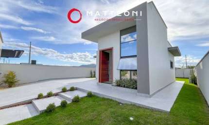 Casa Nova e Bem Localizada no Santo Antônio de Pádua | 271m² de terreno