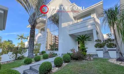 Casa com piscina, mobiliada e cheia de personalidade | Vila Moema