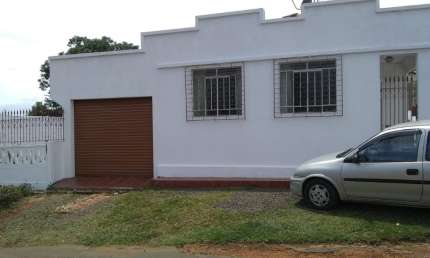 Casa com 3 quartos à venda na Rua Pontes Lemes, 280, Uvaranas, Ponta Grossa