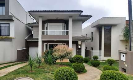 Casa No Condomínio Parque dos Franceses para locação.