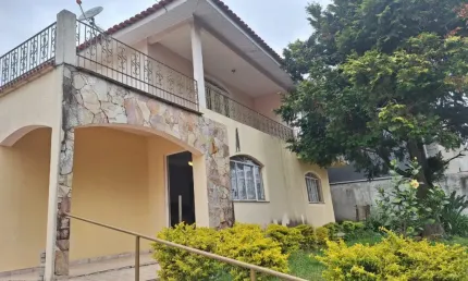 Casa com 3 quartos à venda na Rua Antônio Vieira, 878, Orfãs, Ponta Grossa