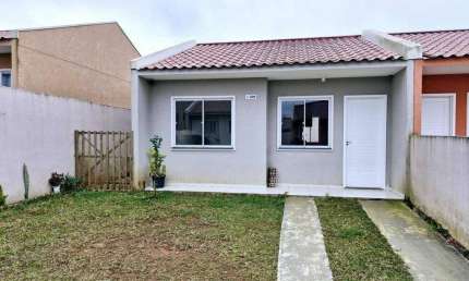 Casa para Locação com Cozinha Planejada no Bairro Veneza em Fazenda Rio Grande