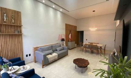 Linda Casa térrea à venda no Condomínio VIENA em Indaiatuba/SP, com 165,00 m² de área construída em terreno de 250,00 m²