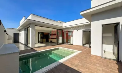 Casa com piscina no condomínio maria josé indaiatuba sp