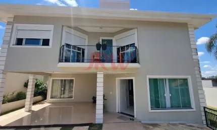Casa a venda no Terras de Itaici na cidade de Indaiatuba mosteiro de itaici. Casa Sobrado com 1000m2 de Terreno sendo com 4 suítes em condomínio fecha