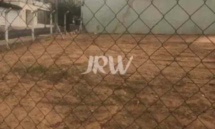 Terreno em frente ao parque ecológico jardim esplanada 381mts