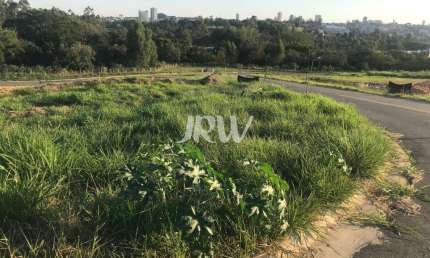 Terreno à venda no Jardim Casablanca, Indaiatuba 