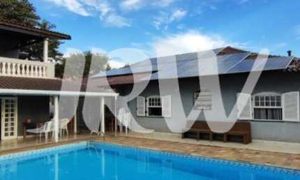 CASA À VENDA VILA SUIÇA, INDAIATUBA-SP  'TOTALMENTE MOBILIADA.'  Excelente localização e bairro tranquilo,  4 suites inte