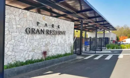 Terreno à venda condomínio park gran reserve na cidade de indaiatuba