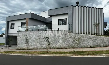 CASA A VENDA NO CONDOMÍNIO JARDIM LAGUNA NA CIDADE DE INDAIATUBA