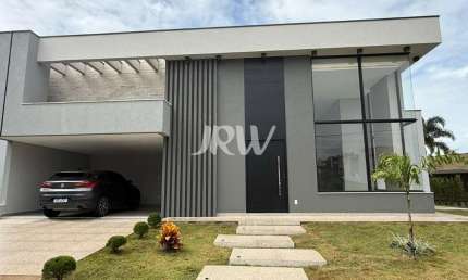 CASA TERREA A VENDA NO CONDOMÍNIO PIEMONTE NO BAIRRO ITAICI NA CIDADE DE INDAIATUBA SP  ÁREA DO TERRENO 425 m² ÁREA CONSTRUÍDA 210 m²  Piscina com hid