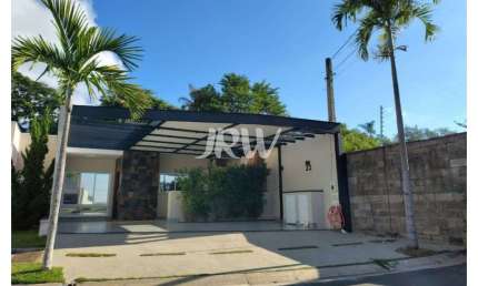 CASA NO CONDOMÍNIO MONTREAL RESIDENCE NA CIDADE DE INDAIATUBA - SP  Área do terreno - 150 m² Área construída - 105 m²  3 quartos sendo 1 suíte Infraes