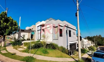 Linda Casa Térrea de esquina com 03 suítes (sendo 01 master) no Condomínio Montreal em Indaiatuba São Paulo.