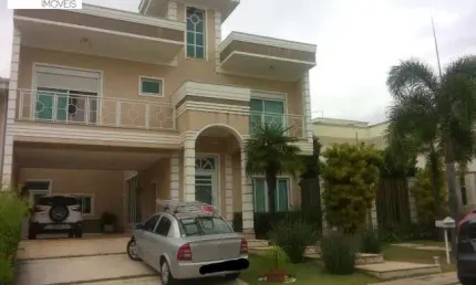SOBRADO NO CONDOMÍNIO AMSTALDEN RESIDENCE  5 Dormitórios sendo 4 suítes, Banheiro social, Estritório,  Sala de estar, Sala de Jantar, Sala de TV, Banheiro social,  Cozinha com móveis planejados, Lavan