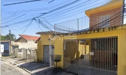 Sobrado a venda 03 dormitórios no jardim catanduva. 03 vagas de garagens. campo limpo. casas para renda.