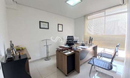 EXCELENTE SALA COMERCIAL A VENDA, 85 M² TODA REFORMADA, OPORTUNIDADE NO CENTRO DE SÃO PAULO, RUA SENADOR FEIJÓ - EDIFÍCIO SAN FERNANDO - PRAÇA DA SÉ.