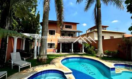 CASA A VENDA, SOBRADO ALTO PADRÃO 5 SUÍTES, MASTER COM HIDRO, CLOSET E SACADA, LAREIRA, PISCINA, 6 VAGAS, AMPLO ESPAÇO GOURMET. BOLSÃO DE INTERLAGOS.