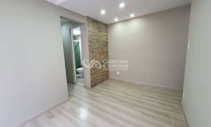 Apartamento à venda em São Paulo-SP, Vila Prél: 2 quartos, 2 salas, 1 banheiro, 1 vaga, 54m² de área. Condomínio Cruzeiro do Sul. Venha conferir!