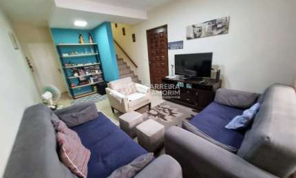 CASA A VENDA, SOBRADO 3 DORMITÓRIOS, SUÍTE, SALA 2 AMBIENTES, COZINHA, 2 VAGAS COBERTAS, QUINTAL.10 MINUTOS METRÔ VILA DAS BELEZAS. VILA DAS BELEZAS.