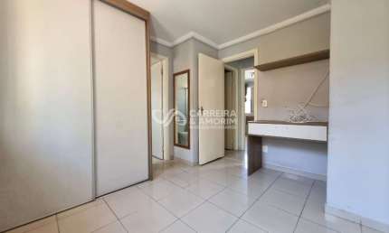 CASA A VENDA EM CONDOMÍNIO, 3 DORMITÓRIOS, SUÍTE, SALA 2 AMBIENTES, 3 BANHEIROS, QUINTAL, 2 VAGAS. CONDOMINIO VILLAGIO VILA FIORI. PARQUE MUNHOZ.