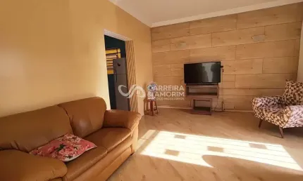 CASA A VENDA, TÉRREA 2 DORMITÓRIOS, EDICULA, QUINTAL, CORREDOR LATERAL, 2 VAGAS DE GARAGEM, JARDIM GERMÂNIA, ESTRADA DE ITAPECERICA.