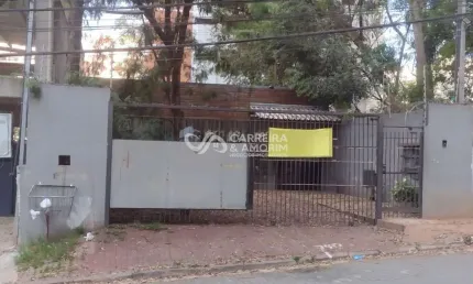 Aluguel de Prédio Comercial com 4 Salas na Vila Andrade - São Paulo-SP: 550m², 2 Banheiros e 4 Vagas!