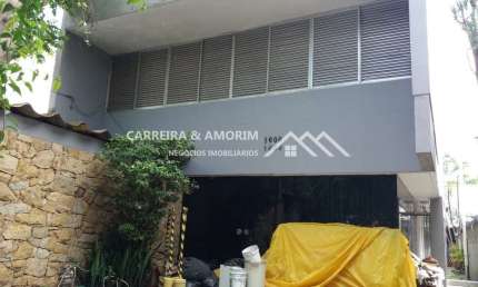 CASA A VENDA, SOBRADO 4 DORMITÓRIOS, 2 SUÍTES, AMPLA SALA DE JANTAR E ESTAR, PODE SER UTILIZADO COMO RESIDENCIAL OU COMERCIAL. JARDIM PETRÓPOLIS.