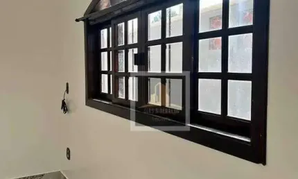 Casa com 2 dormitórios para alugar, 180 m² por R$ 1.850/mês - Vila Industrial - São José dos Campos/SP