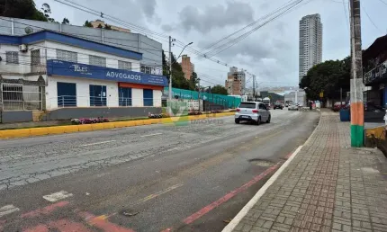 Terreno à venda no Tabuleiro, Camboriú 
