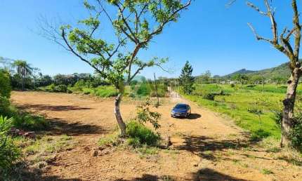 Terreno à venda no Escalvado, Navegantes 