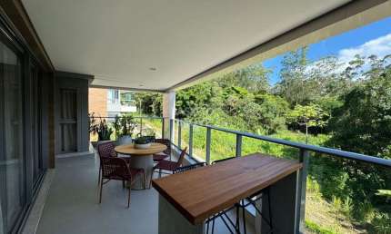 Apartamento com 3 quartos à venda na Rodovia Haroldo Soares Glavan, 4320, Cacupé, Florianópolis por R$ 3.626.112