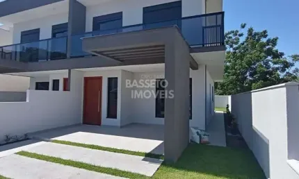 Casa com 3 quartos à venda na Rua João de Barro, 297, Canasvieiras, Florianópolis por R$ 1.299.000