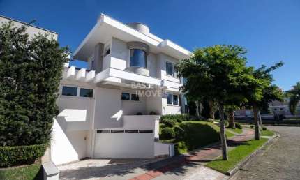 Casa com 4 quartos à venda na Avenida dos Dourados, 210, Jurerê Internacional, Florianópolis por R$ 7.900.000