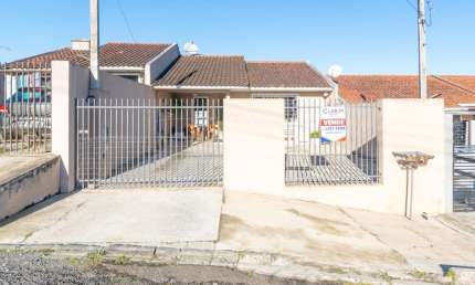 Casa com 3 quartos à venda na Joao Claudino Magaton, 31, Itaqui, Campo Largo por R$ 330.000