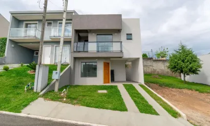 Casa com 3 quartos à venda na Rua Casemiro de Abreu, 30, São Marcos, Campo Largo por R$ 497.000