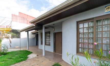 Casa com 3 quartos à venda na Rua Centenário, 1465, Centro, Campo Largo por R$ 1.200.000