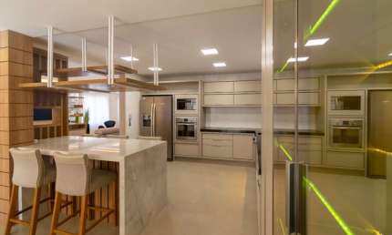 Casa em condomínio fechado com 4 quartos à venda na Via Veneza, 471, Jardim Padre José de Anchieta, Campo Largo por R$ 1.999.000