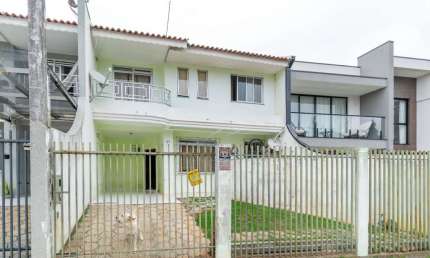 Casa com 3 quartos à venda na Rua Domingos Gionedis, 30, Jardim Alvorada, Campo Largo por R$ 495.000