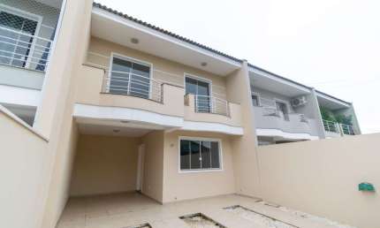 Casa com 3 quartos à venda na José Chipanski Filho, 313, Vila Bancária, Campo Largo por R$ 695.000