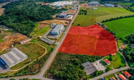 Terreno comercial à venda na Gianni Agnelli, 1, Rondinha, Campo Largo por R$ 9.000.000
