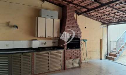 Casa com 3 quartos para alugar na João Batista Negro, Mauá, São Caetano do Sul por R$ 4.500