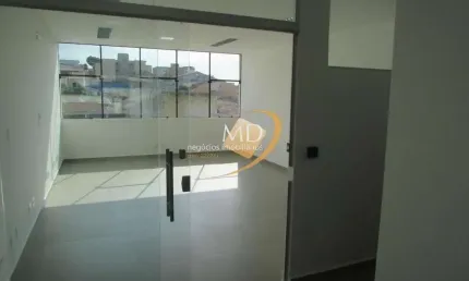 Prédio à venda na Rua Osvaldo Cruz, Santa Paula, São Caetano do Sul por R$ 2.190.000
