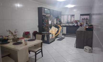 Casa com 2 quartos à venda na Avenida Tijucussu, Olímpico, São Caetano do Sul por R$ 1.100.000