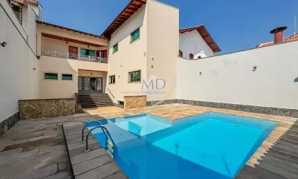 Casa com 3 quartos à venda na Rua Doutor Dante Glaucus Deleo, Olímpico, São Caetano do Sul por R$ 3.200.000