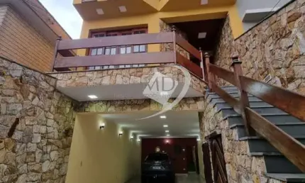 Casa à venda na Alameda Conde de Porto Alegre, Santa Maria, São Caetano do Sul por R$ 2.600.000