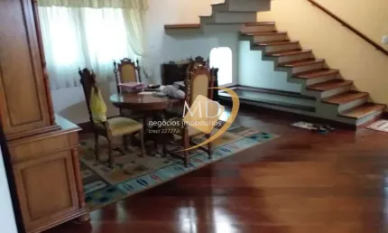 Casa com 3 quartos à venda na Avenida Doutor Augusto de Toledo, Santa Paula, São Caetano do Sul por R$ 1.400.000