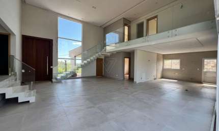 Sobrado à Venda no Residencial Maanaim - Área construída: 346m² | Terreno: 1.296 m²