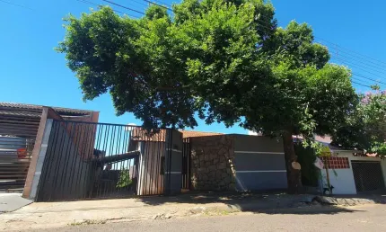 Casa com 2 quartos à venda no Jardim Planalto, Londrina 