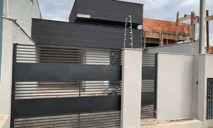 Casa nova, recém construída a venda no Jardim Maria Luiza em Londrina, PR