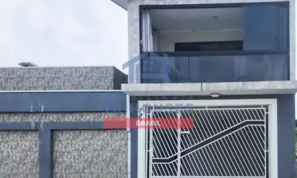 Maravilhoso sobrado alto padrão em Araucária, com 3 amplos dormitórios, mobiliado em região central